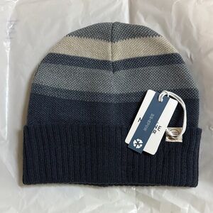 BEANIE UNISEX  ECO RE-SPUN 100% Polyester 
By Marine Layer Navy/Cream Striped